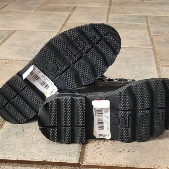 🤑SOLD🤑Sorel Lennox Shearling-Trimmed Patent Leather Combat Boots - Picture 7 of 10